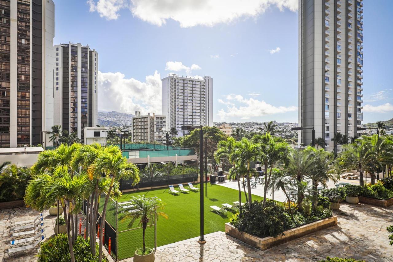 Aston Waikiki Sunset Aparthotel Honolulu Exterior photo