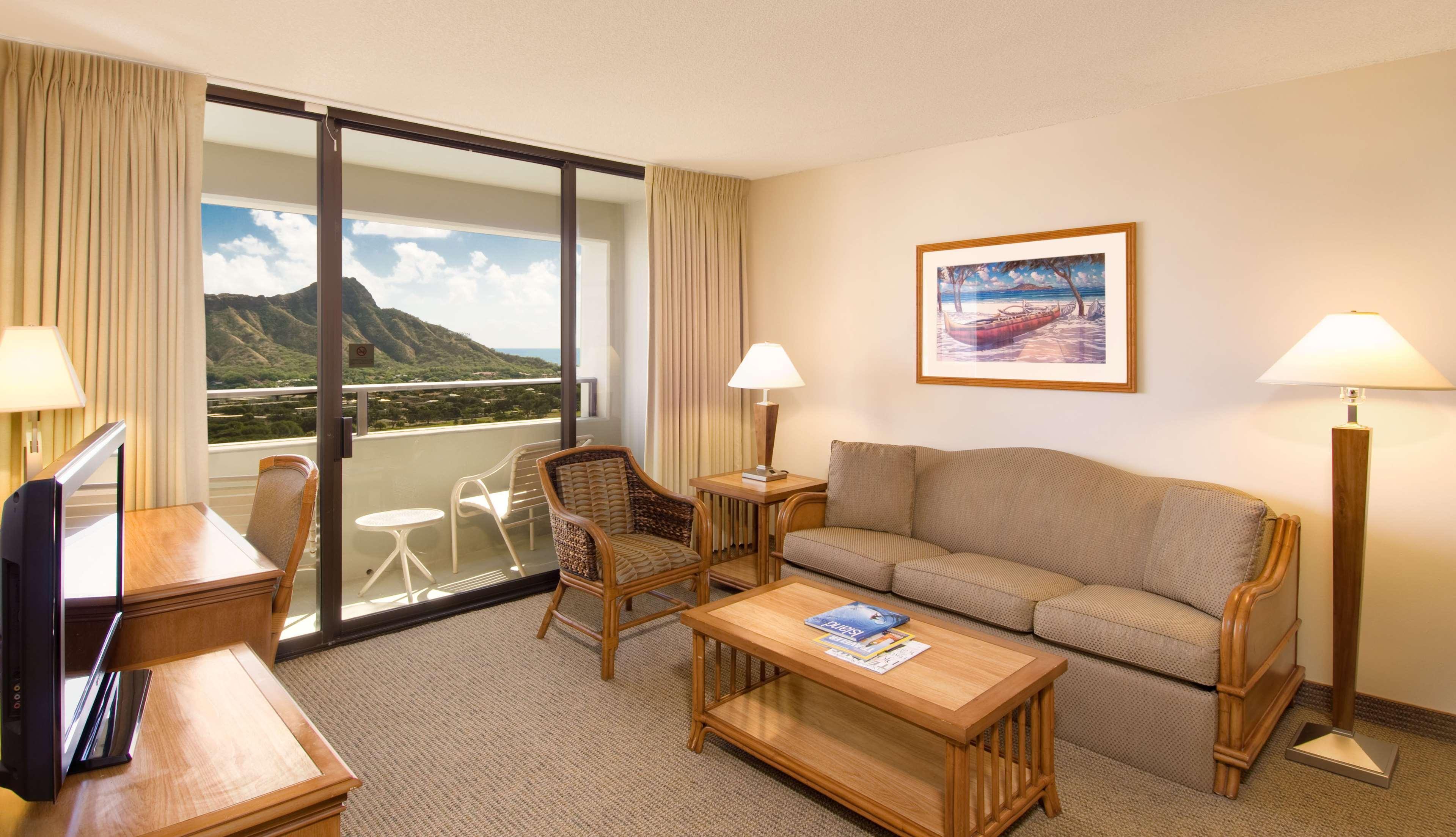 Aston Waikiki Sunset Aparthotel Honolulu Exterior photo