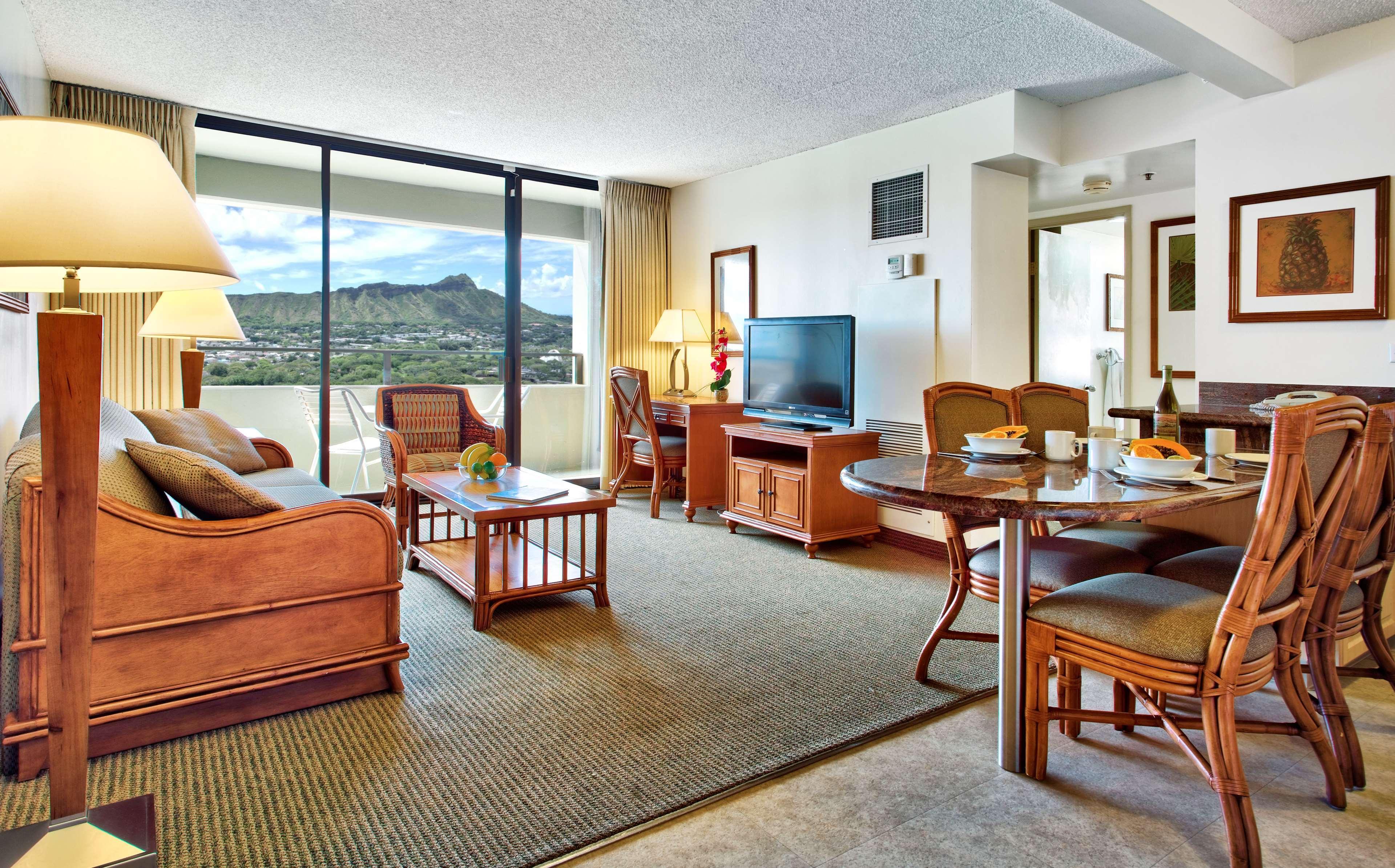 Aston Waikiki Sunset Aparthotel Honolulu Exterior photo